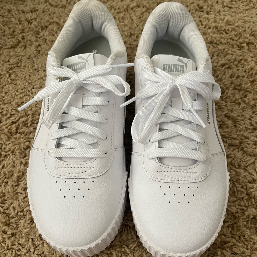 White Puma sneakers